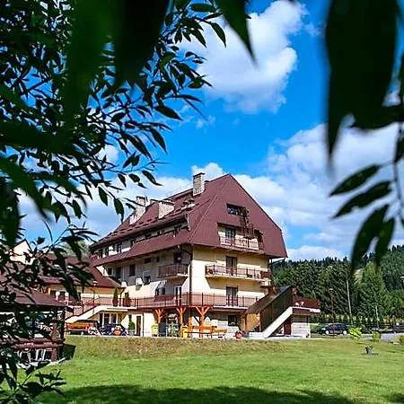 Resort Madohora_slonce Zaryte